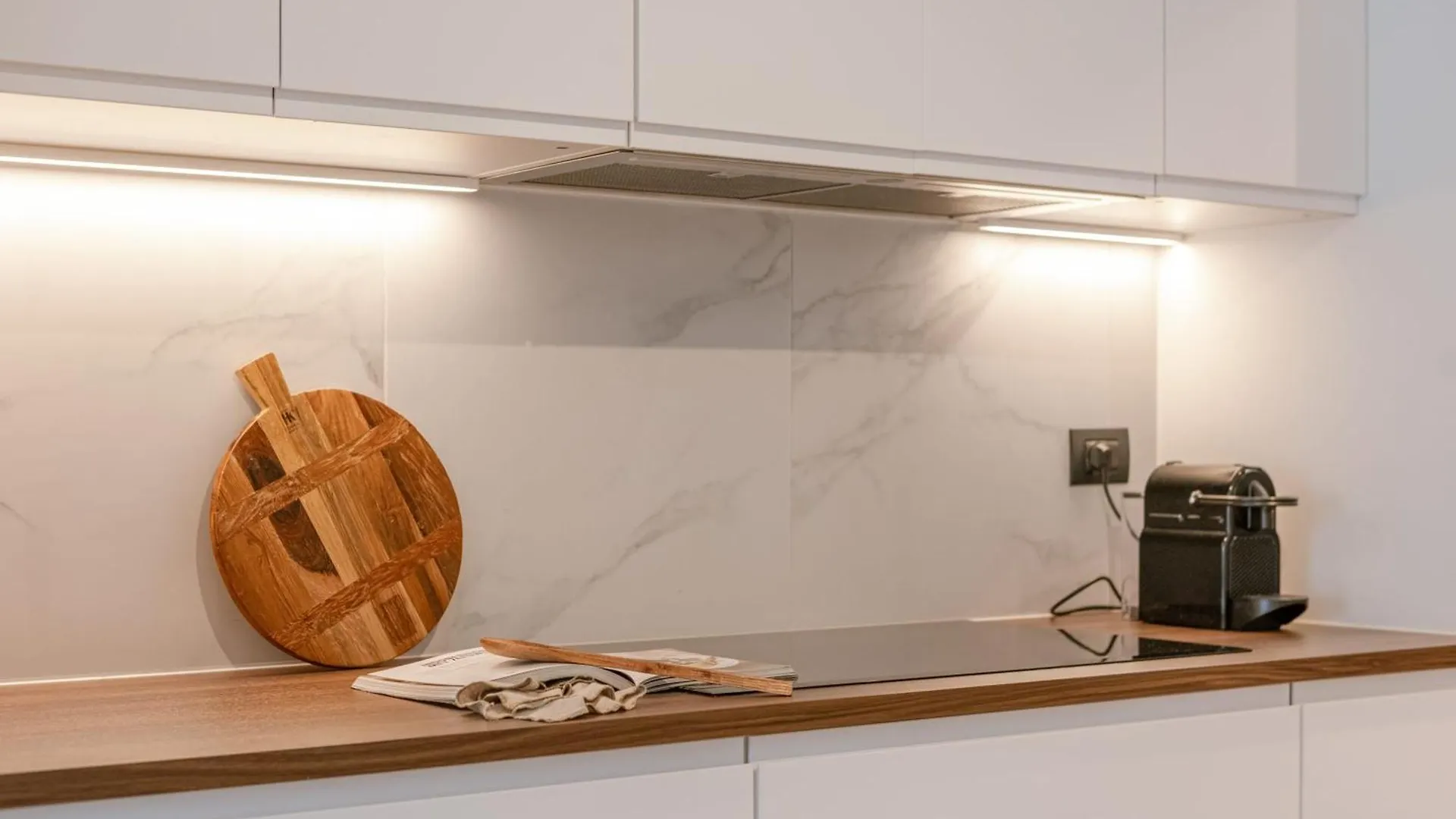 Huswell - Cozy Apartment In Oostende, Pets Are Welcome Belgium