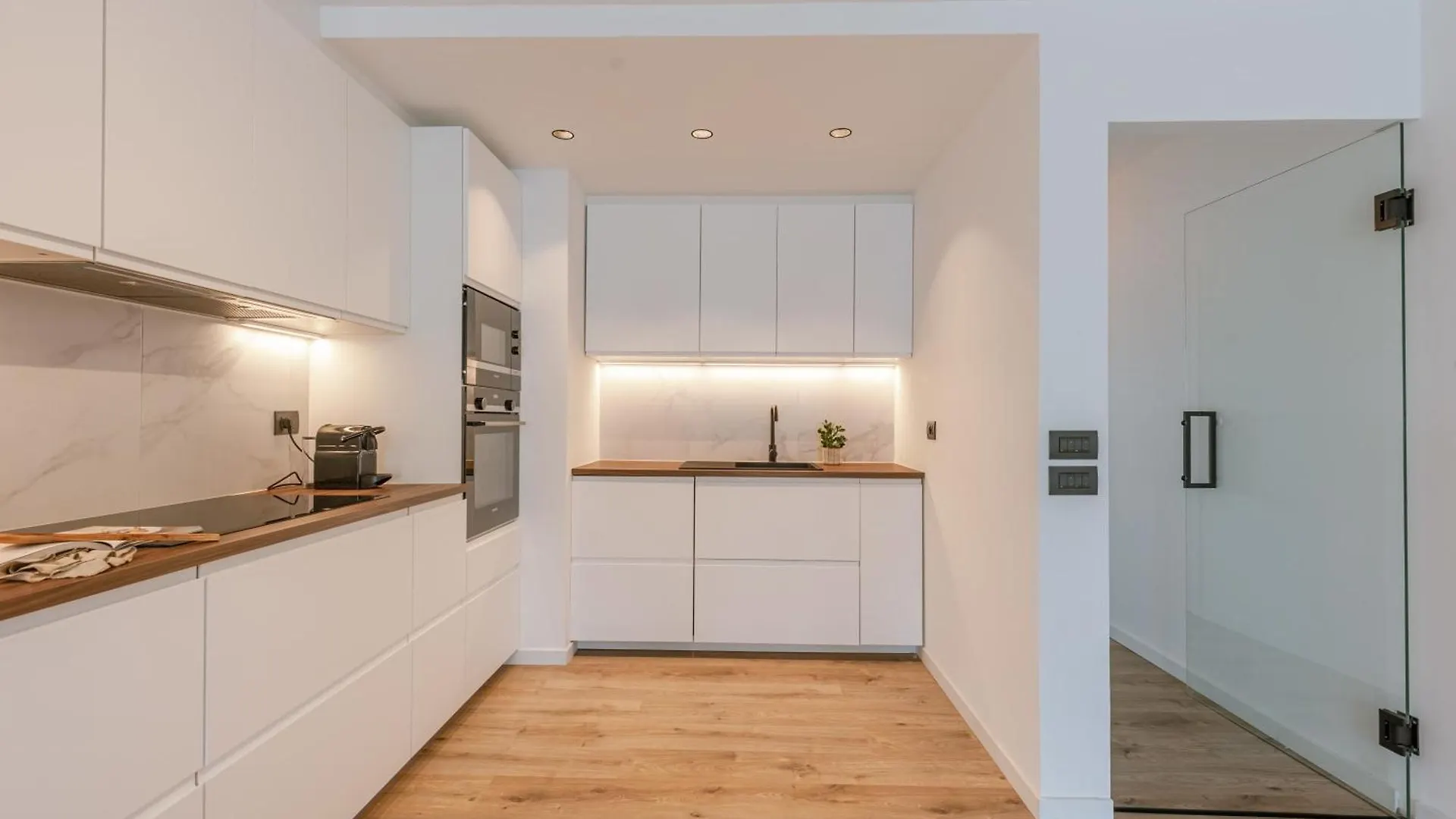 Huswell - Cozy Apartment In Oostende, Pets Are Welcome