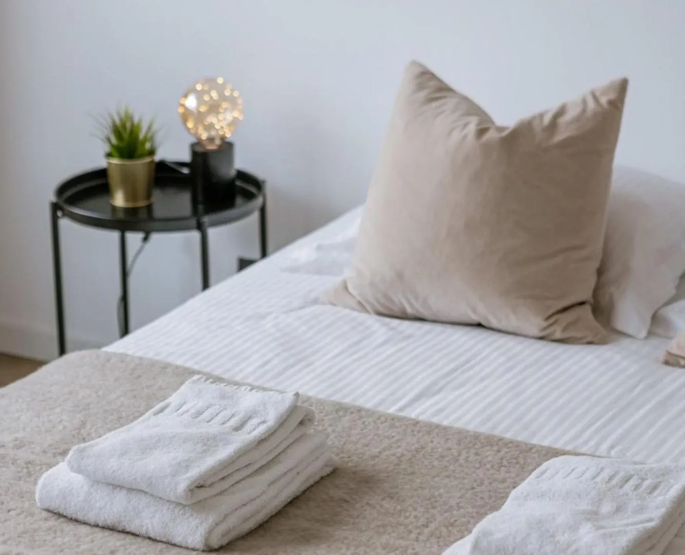 Huswell - Cozy Apartment In Oostende, Pets Are Welcome Ostend